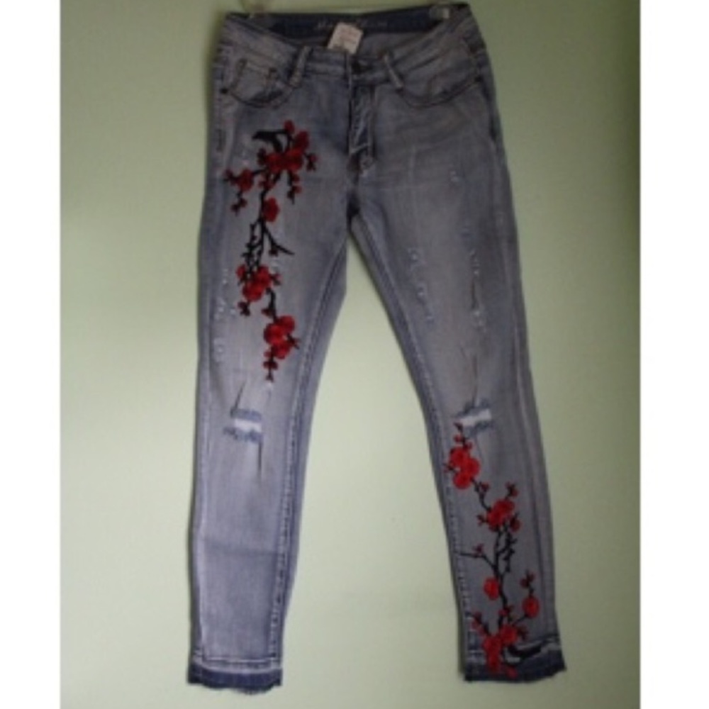 A’gaci embroidered jeans